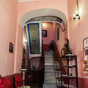Couette-café Su Maimoni, Iglesias